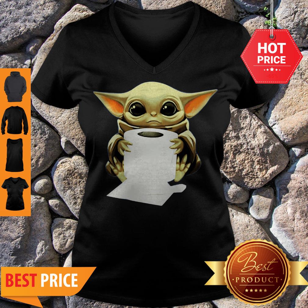 Official Baby Yoda Hug Toilet Paper Shirt - Image 4