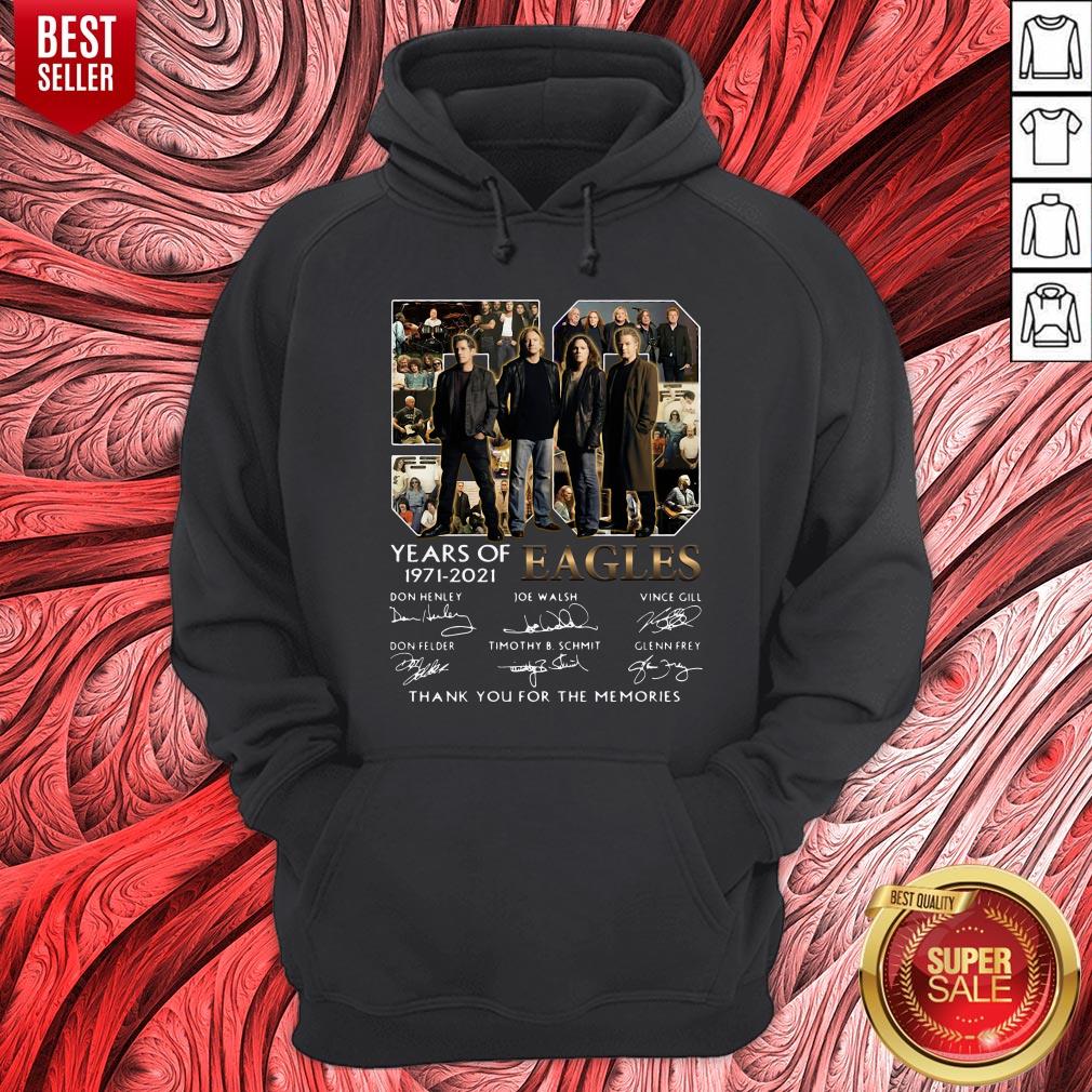 50 Years Of 1971 2021 Eagles Signatures Thank You For The Memories Shirt - Image 3