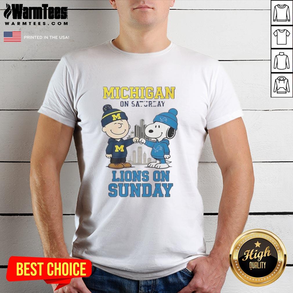 Awesome Charlie Brown Michigan Wolverines On Saturday And Snoopy Detroit Lions On Sunday T-Shirt