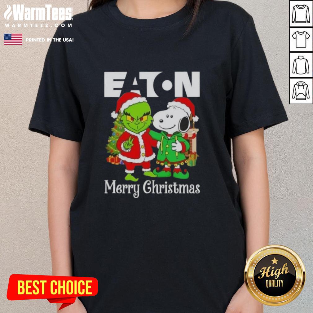 Awesome Eaton Corporation X Grinch And Snoopy Merry Christmas T-Shirt - Image 3
