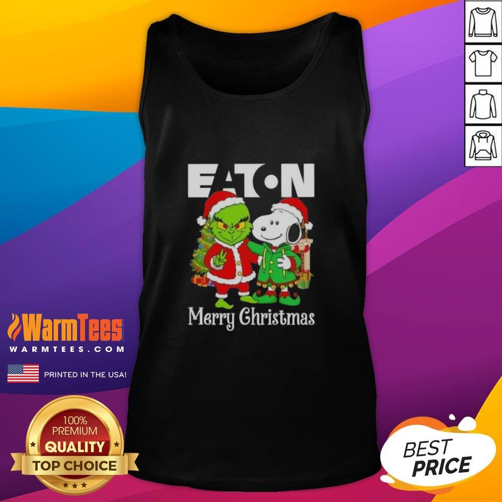 Awesome Eaton Corporation X Grinch And Snoopy Merry Christmas T-Shirt - Image 4