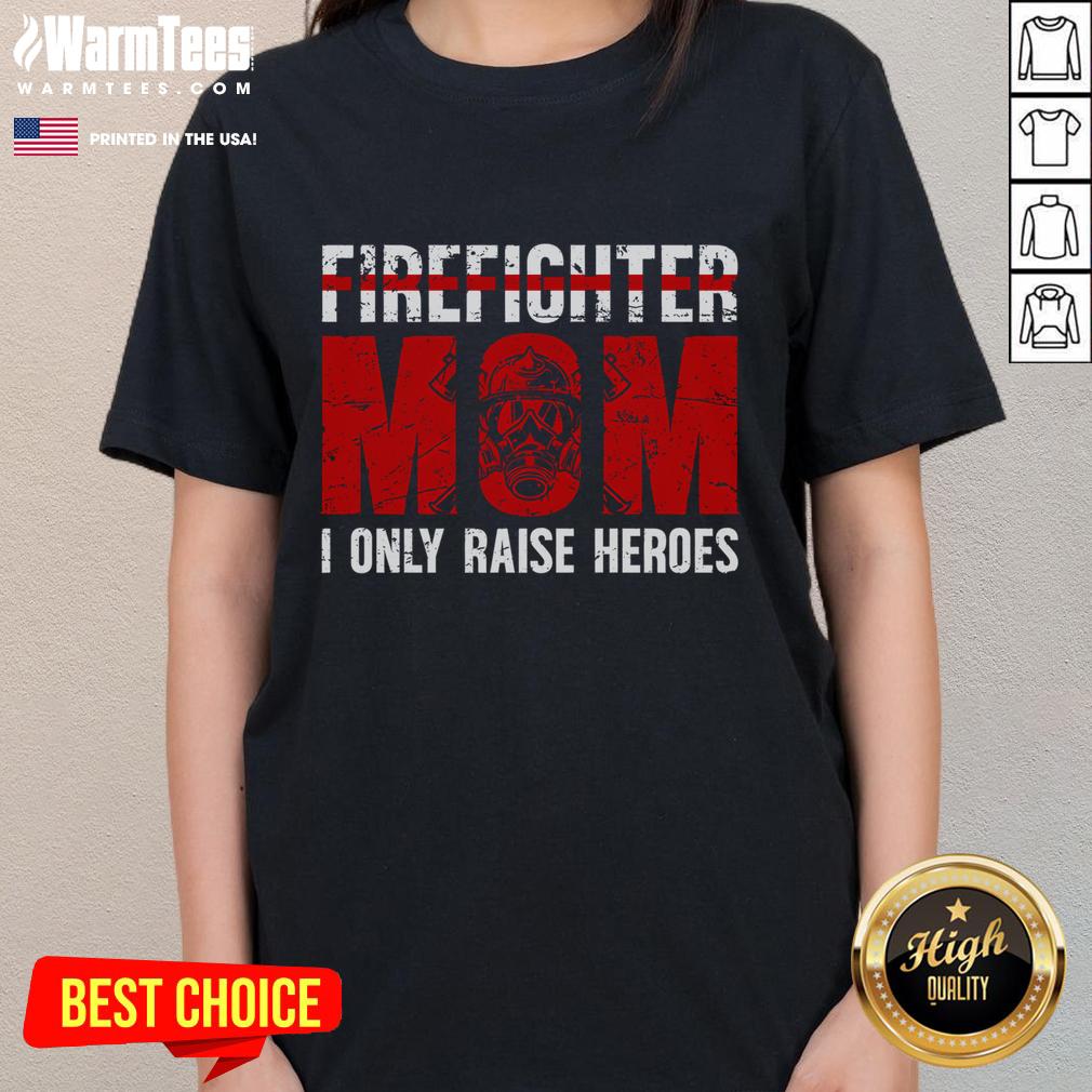 Awesome Firefighter Mom Proud Fire Mom Of A Firefighter T-Shirt - Image 3