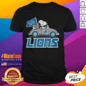 Awesome Lions Go On Car With Snoopy Special T-Shirt