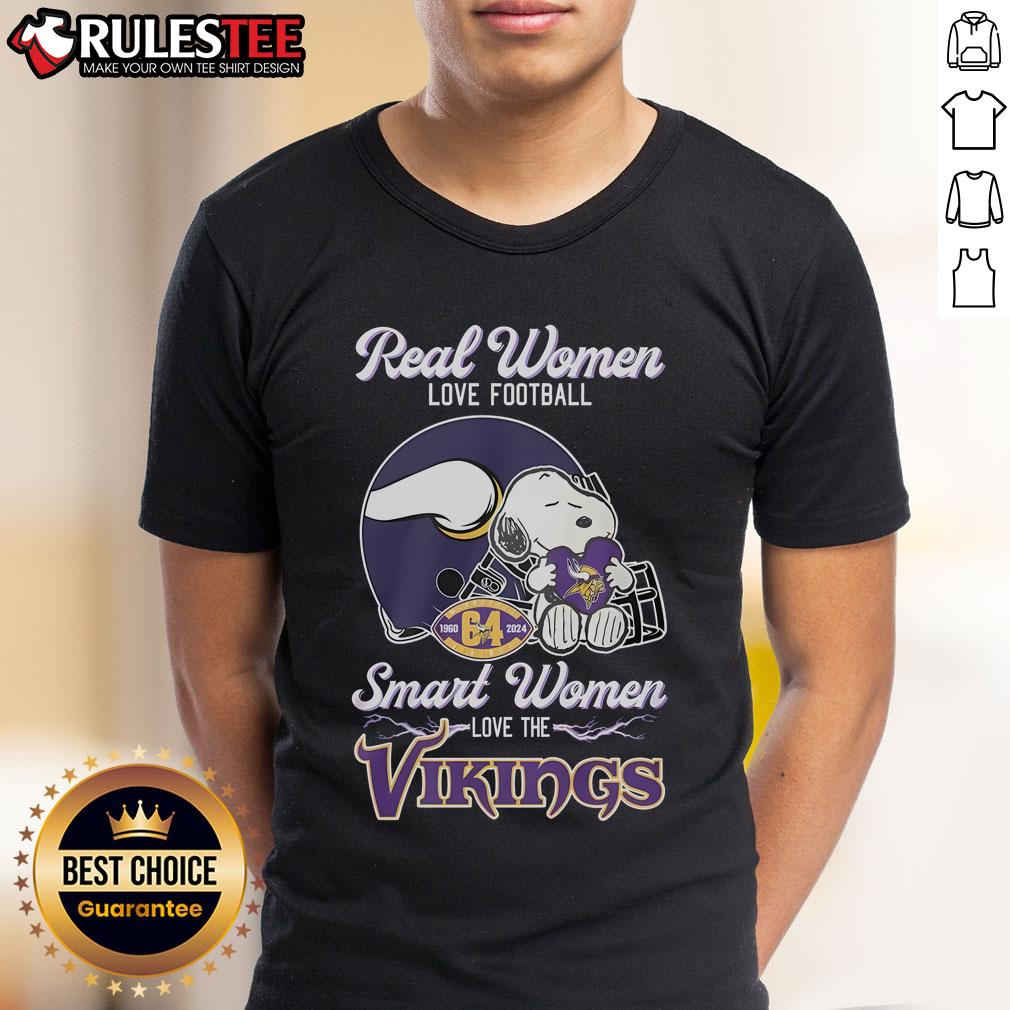 Awesome Real Women Love Football Smart Women Love The Vikings T-Shirt
