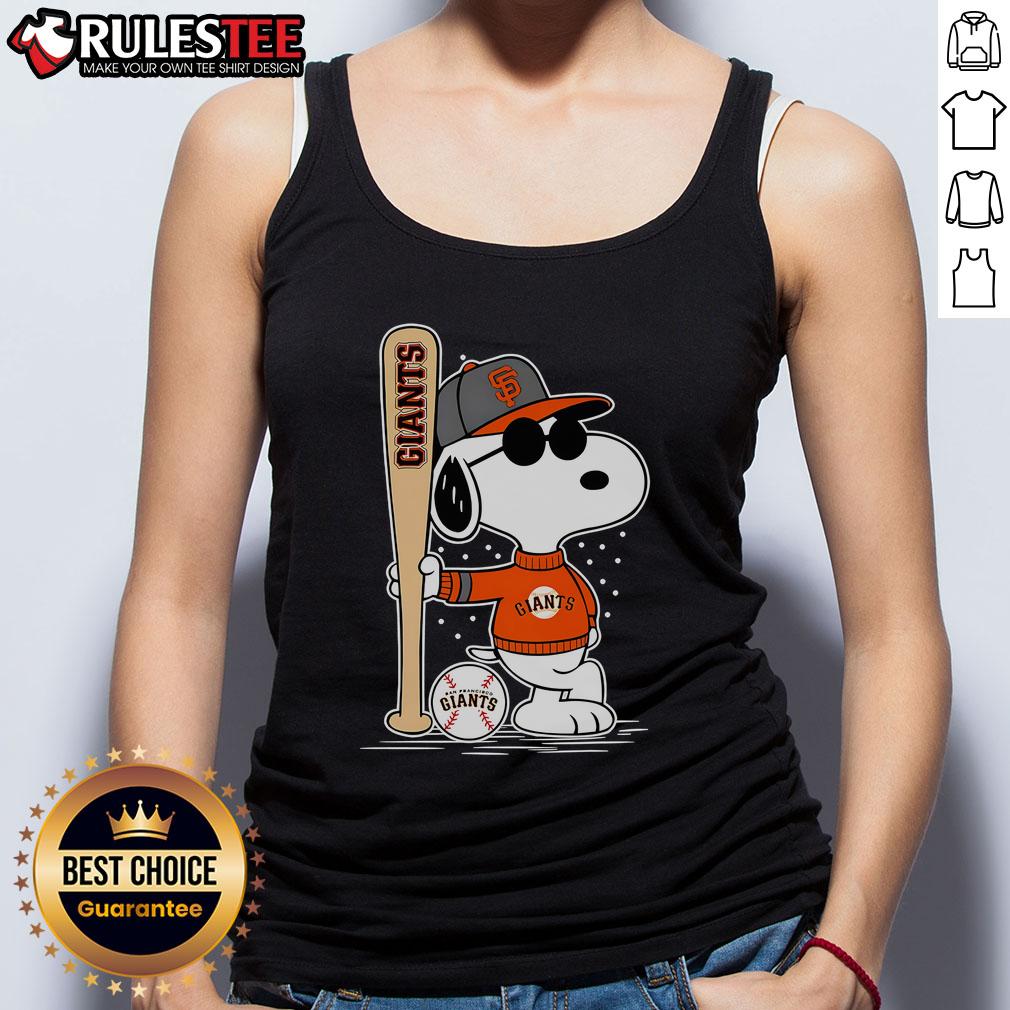 Awesome Snoopy Standing Pose San Francisco Giants Baseball T-Shirt - Image 4