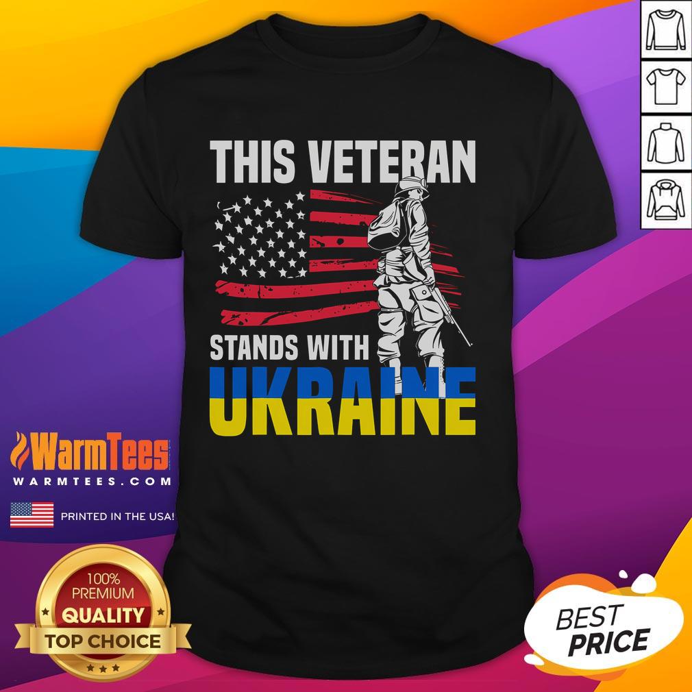Awesome This Veteran Stands With Ukraine T-Shirt