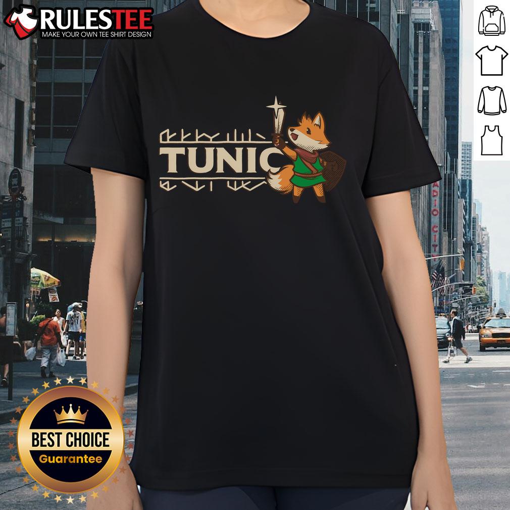 Awesome Tunic Fox Vintage Gamer T-Shirt - Image 3