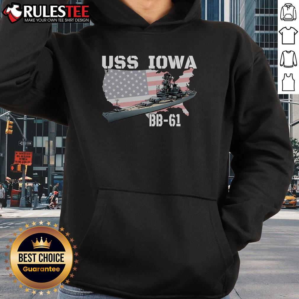 Awesome WW2 American Battleship USS Iowa Warship BB 61 Veterans T-Shirt - Image 2