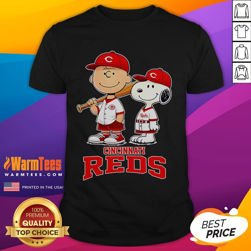Cute Cincinnati Reds Charlie Brown And Snoopy Baseball Cartoon Fan T-Shirt