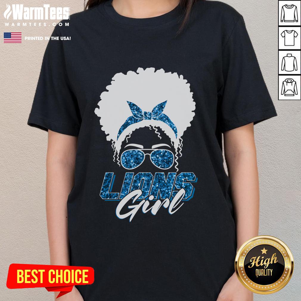 Cute Lions Girl Bandana Afro Hair Football Fan T-Shirt - Image 3