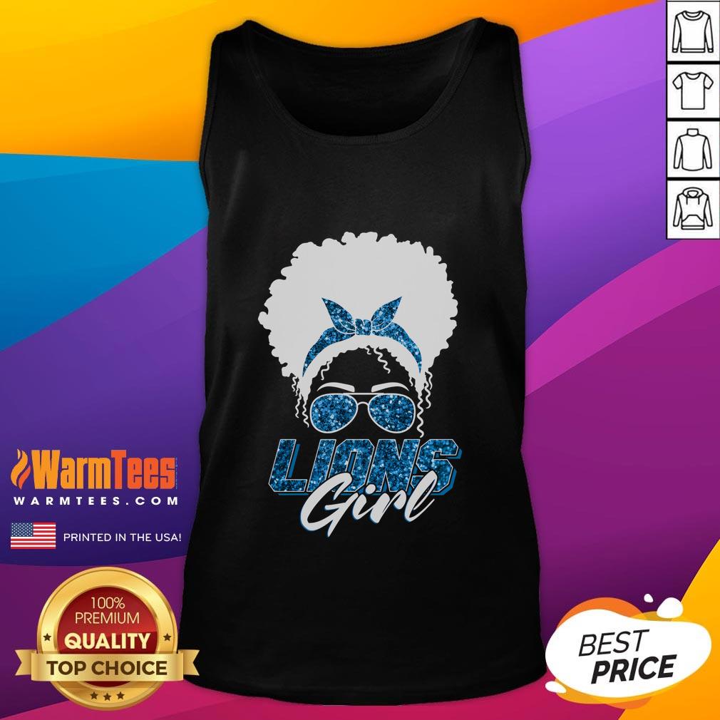 Cute Lions Girl Bandana Afro Hair Football Fan T-Shirt - Image 4