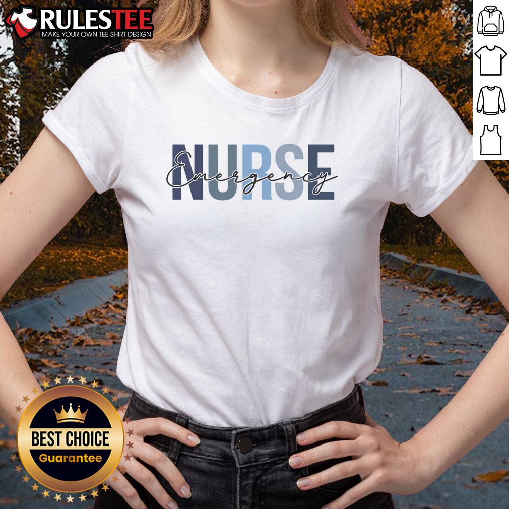 Cute Nurse Retro Emergency Nurse T-Shirt - Image 3
