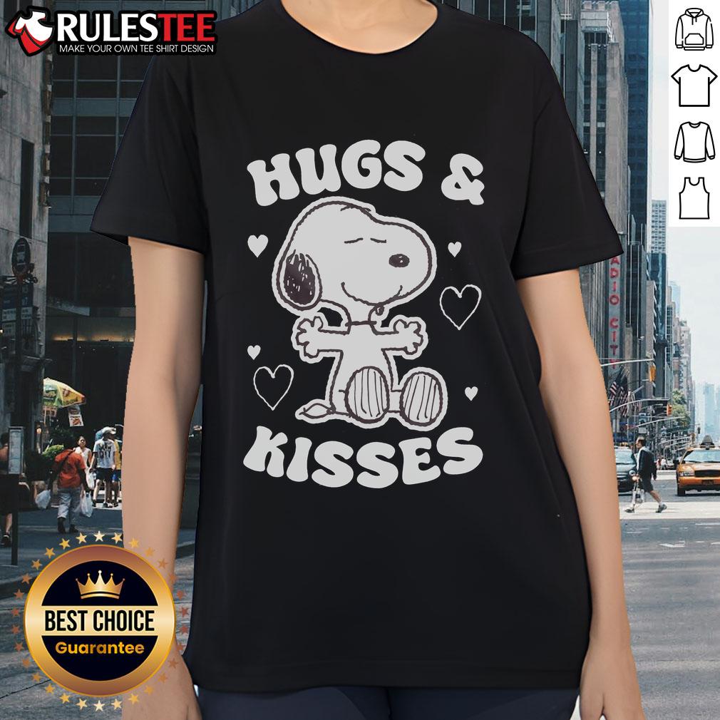 Cute Peanuts Snoopy Valentine's Day Hugs And Kisses T-Shirt - Image 3