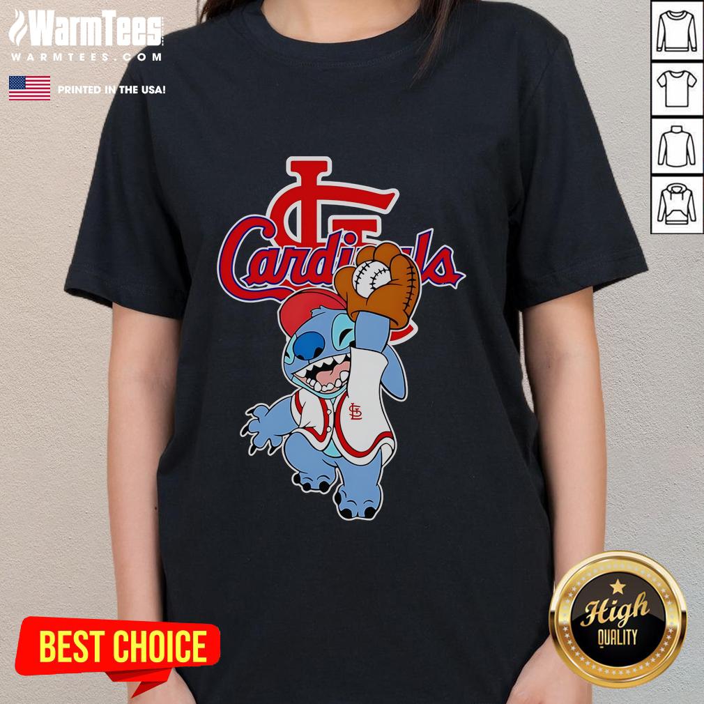 Cute Stitch Play Baseball St Louis Cardinals T-Shirt - Image 3
