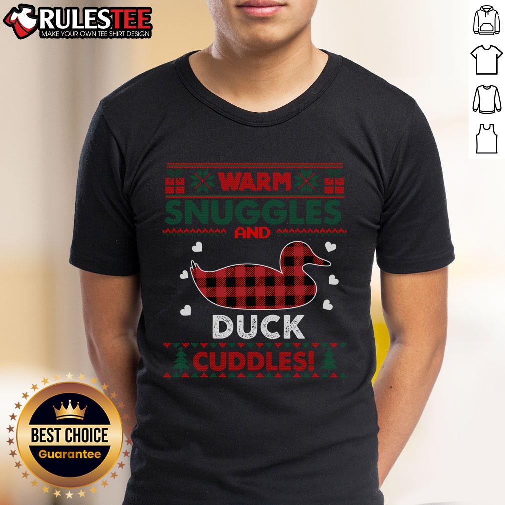 Cute Warm Snuggles Duck Lovers Xmas Ugly Duck Christmas T-Shirt