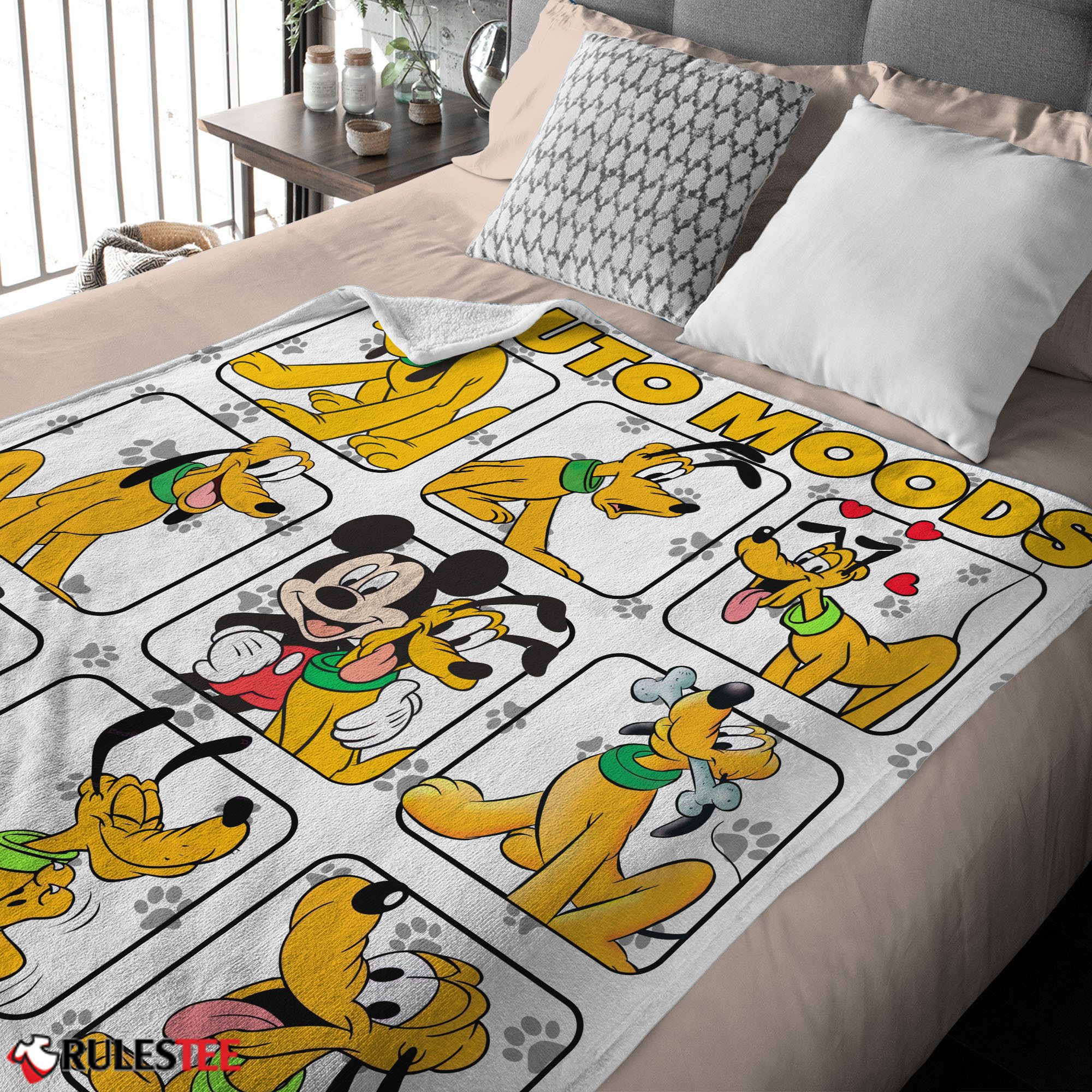 Disney Pluto Dog And Friends Pluto Dog Moods Blanket – Customize Blanket - Image 2