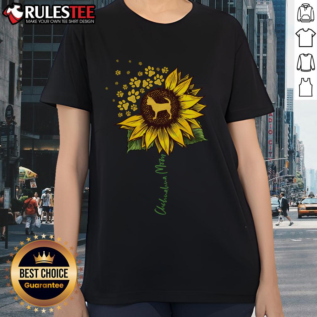Funny Chihuahua Mom Sunflower Chihuahua Lover T-Shirt - Image 3