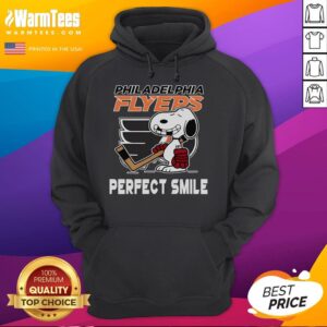 Alternative view of Funny NHL Philadelphia Flyers Snoopy Perfect Smile The Peanuts Movie Hockey T-Shirt