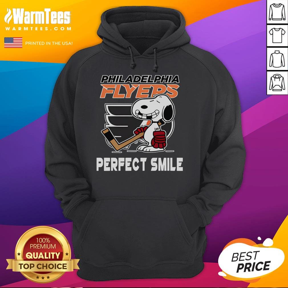 Funny NHL Philadelphia Flyers Snoopy Perfect Smile The Peanuts Movie Hockey T-Shirt - Image 2