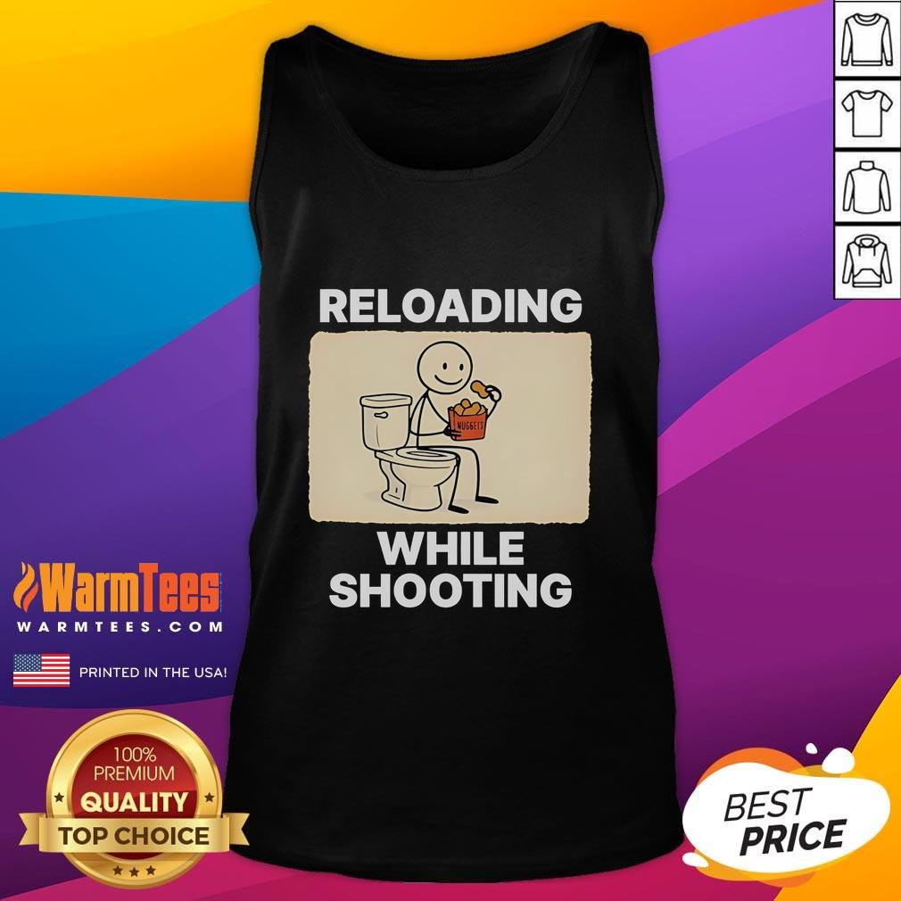 Funny Reloading While Shooting Toilet Humor T-Shirt - Image 4
