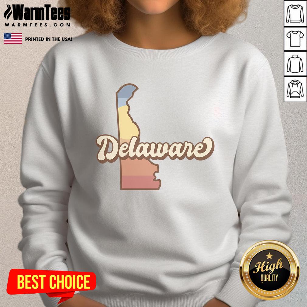 Good Delaware Retro Sunset T-Shirt - Image 5