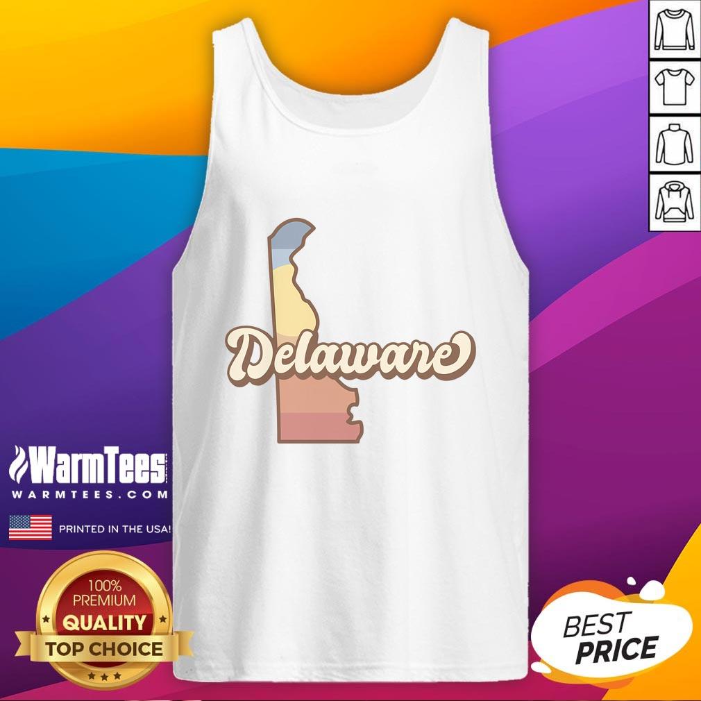 Good Delaware Retro Sunset T-Shirt - Image 4