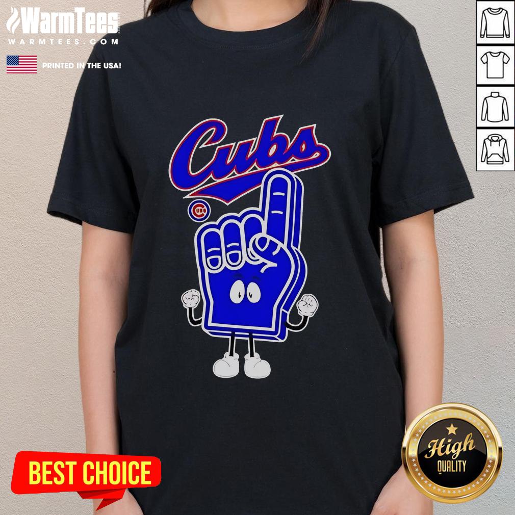 Good Foam Hand Number One Finger Chicago Cubs T-Shirt - Image 3