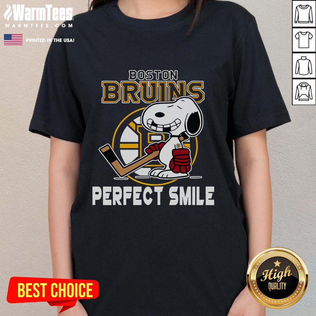 Good NHL Boston Bruins Snoopy Perfect Smile The Peanuts Movie Hockey T-Shirt - Image 3