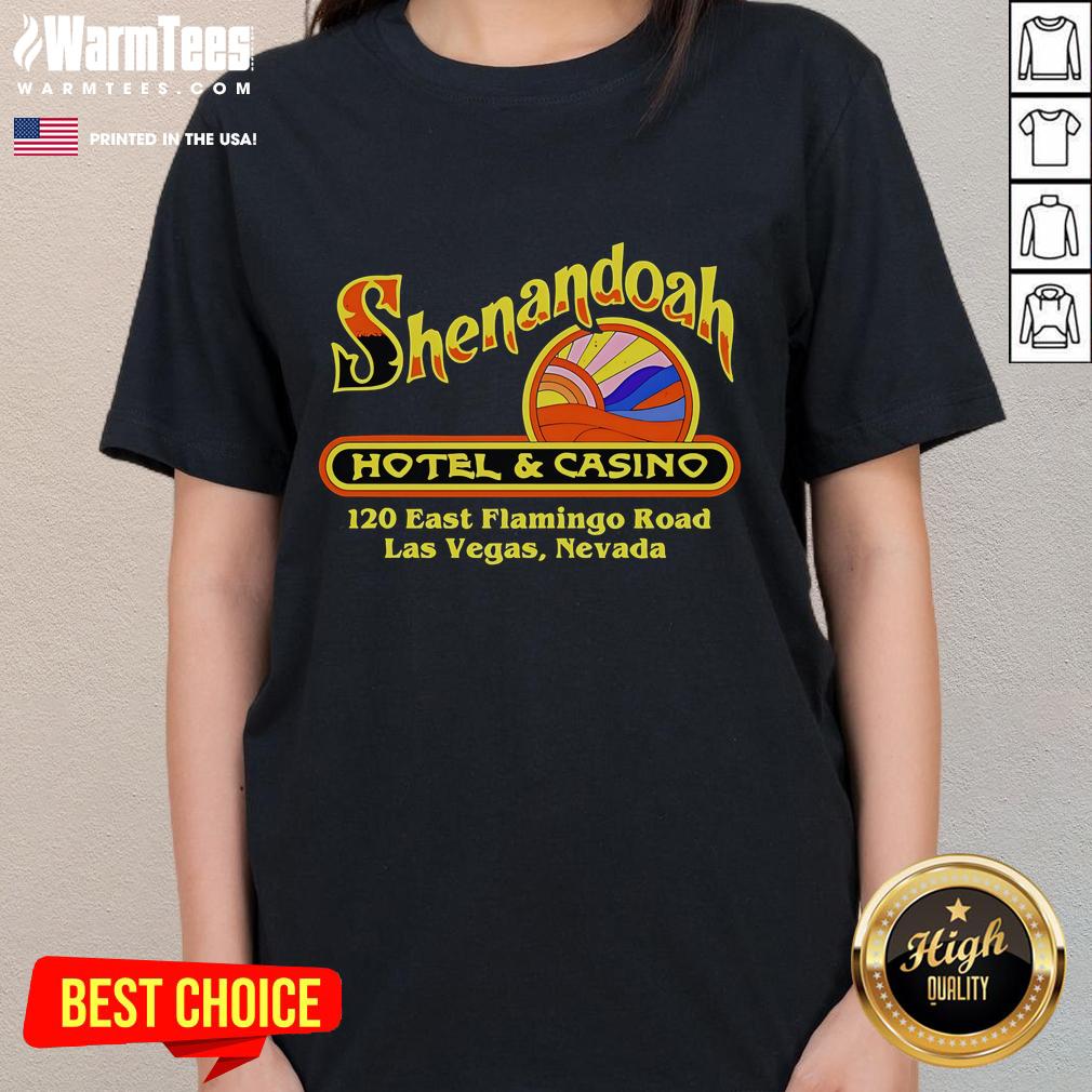 Good Shenandoah Hotel And Casino Vintage Las Vegas T-Shirt - Image 3