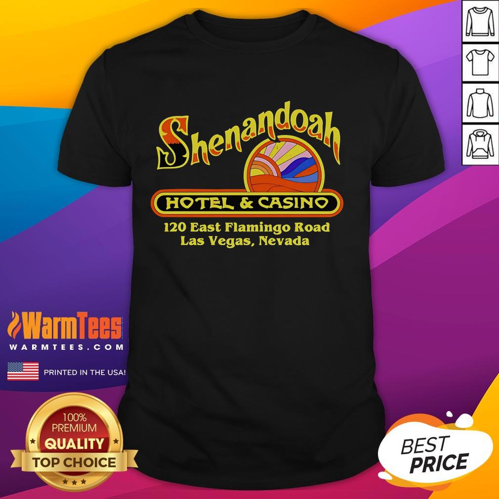 Good Shenandoah Hotel And Casino Vintage Las Vegas T-Shirt