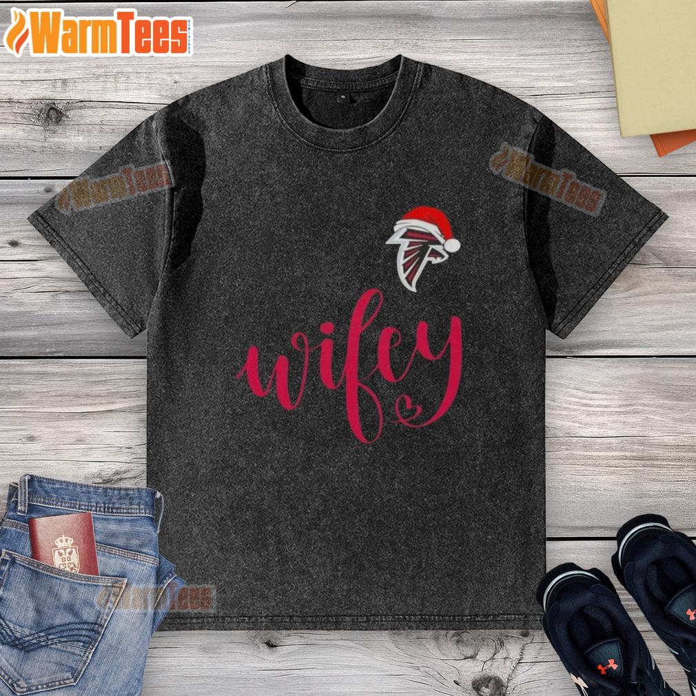 Hot Wifey Atlanta Falcons Santa Hat Merry Christmas T-Shirt - Image 6