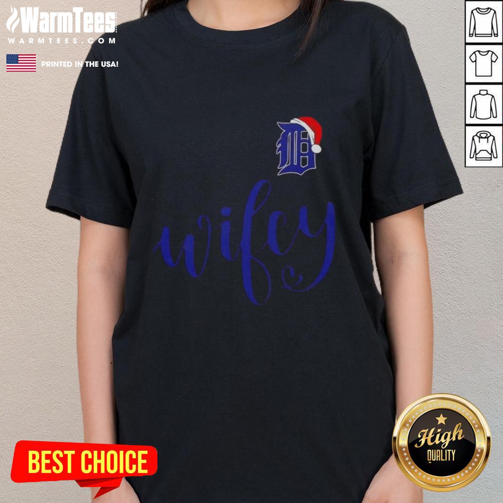 Hot Wifey Detroit Tigers Santa Hat Merry Christmas T-Shirt - Image 3
