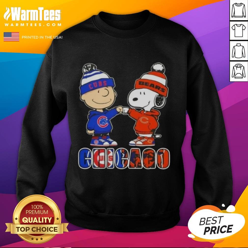 Nice Charlie Brown Fist Bump Snoopy Chicago City Sports Cubs X Bears T-Shirt - Image 5