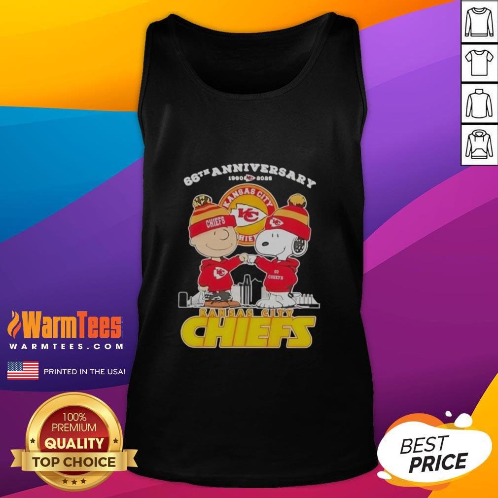 Nice Charlie Brown Touch Hand Snoopy X Kansas City Chiefs 66th Anniversary 1960 2026 Skyline T-Shirt - Image 4