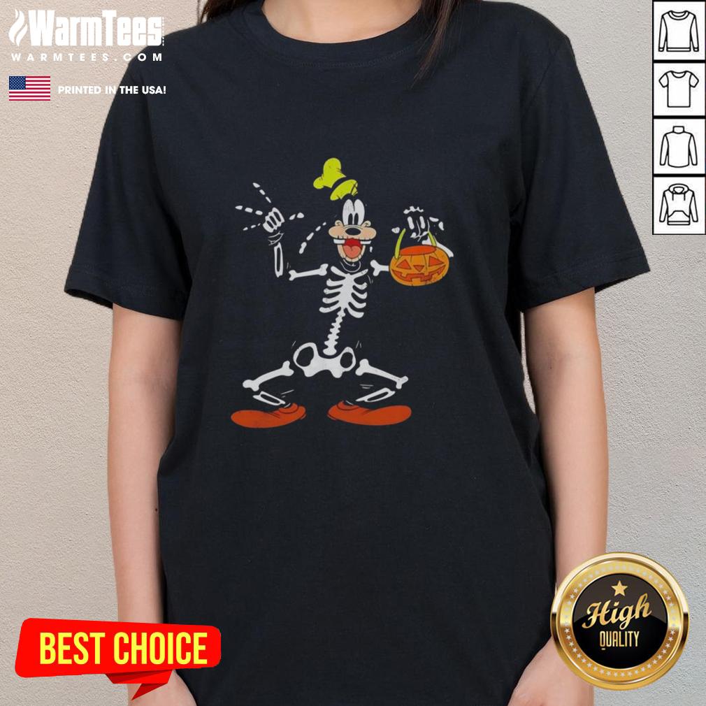 Nice Goofy In Skeleton Costume Happy Halloween Trick Or Treat T-Shirt - Image 3