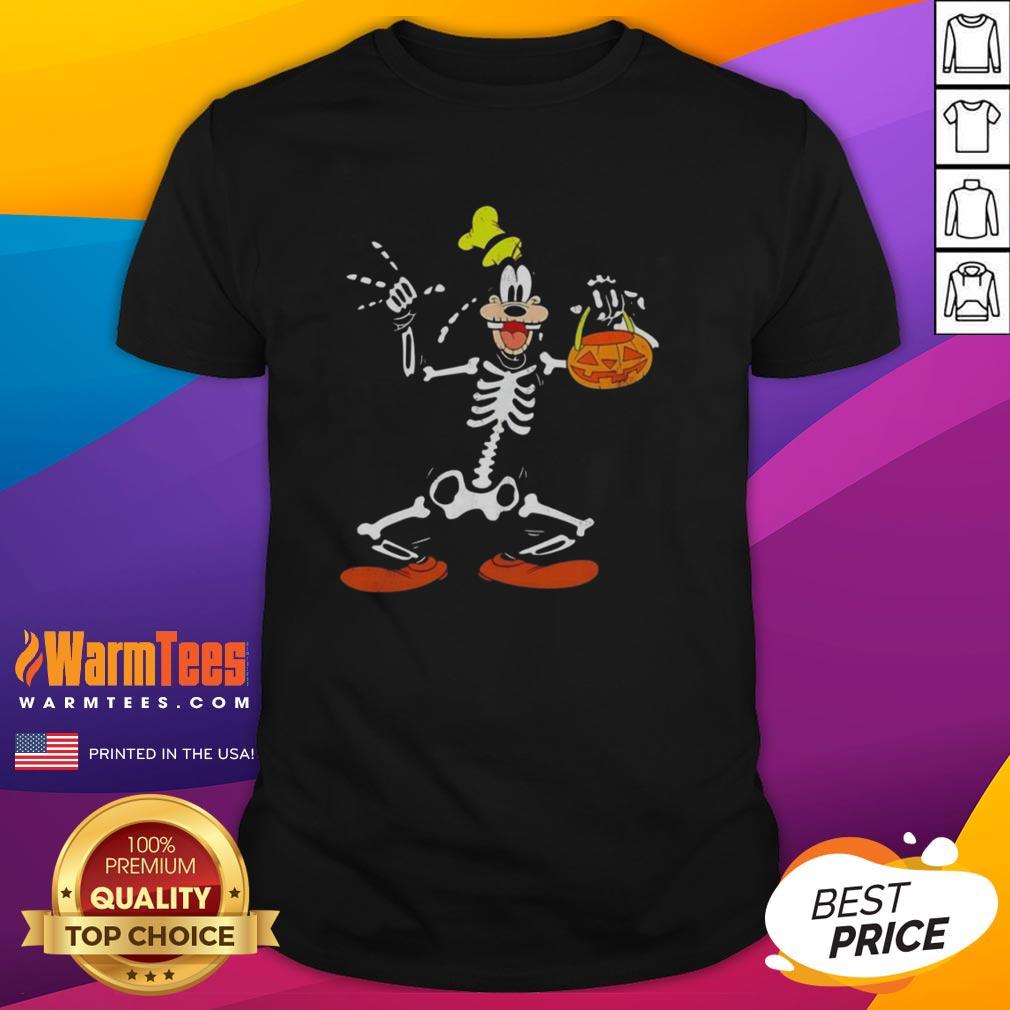 Nice Goofy In Skeleton Costume Happy Halloween Trick Or Treat T-Shirt