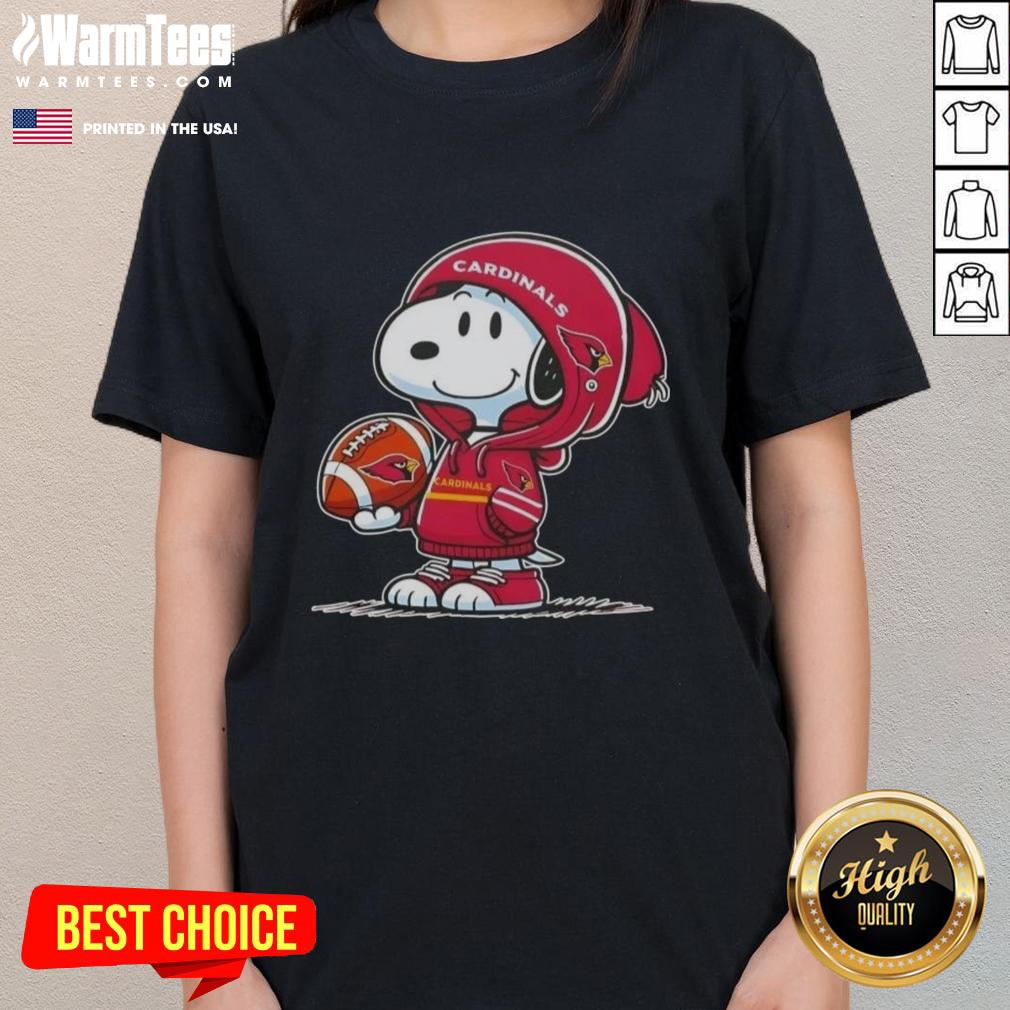 Nice Peanuts Snoopy Wearing Hoodie Arizona Cardinals And Smiling At Fans T-Shirt - Image 3