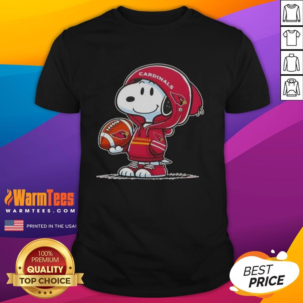 Nice Peanuts Snoopy Wearing Hoodie Arizona Cardinals And Smiling At Fans T-Shirt