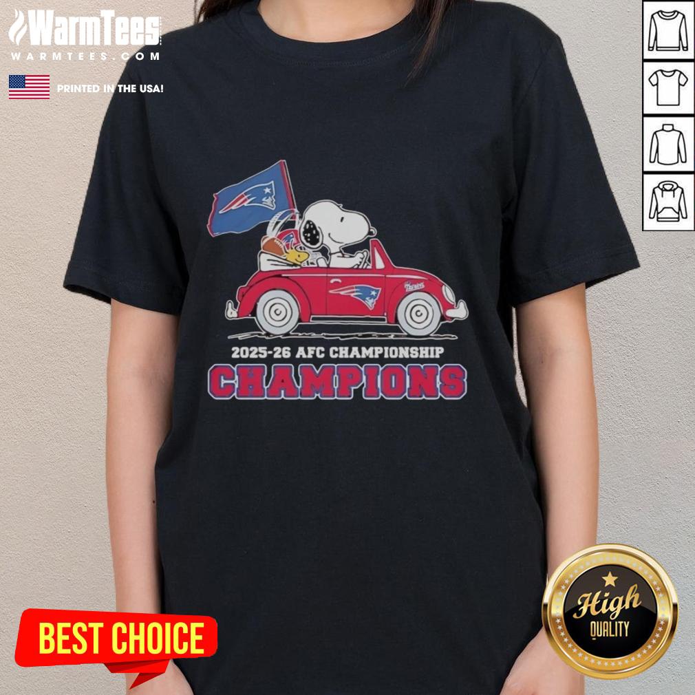 Nice Snoopy And Woodstock Riding New England Patriots Car Afc Championship Champions 2025 26 T-Shirt - Image 3