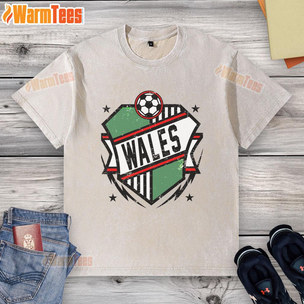 Nice Wales Qatar Soccer T-Shirt - Image 6