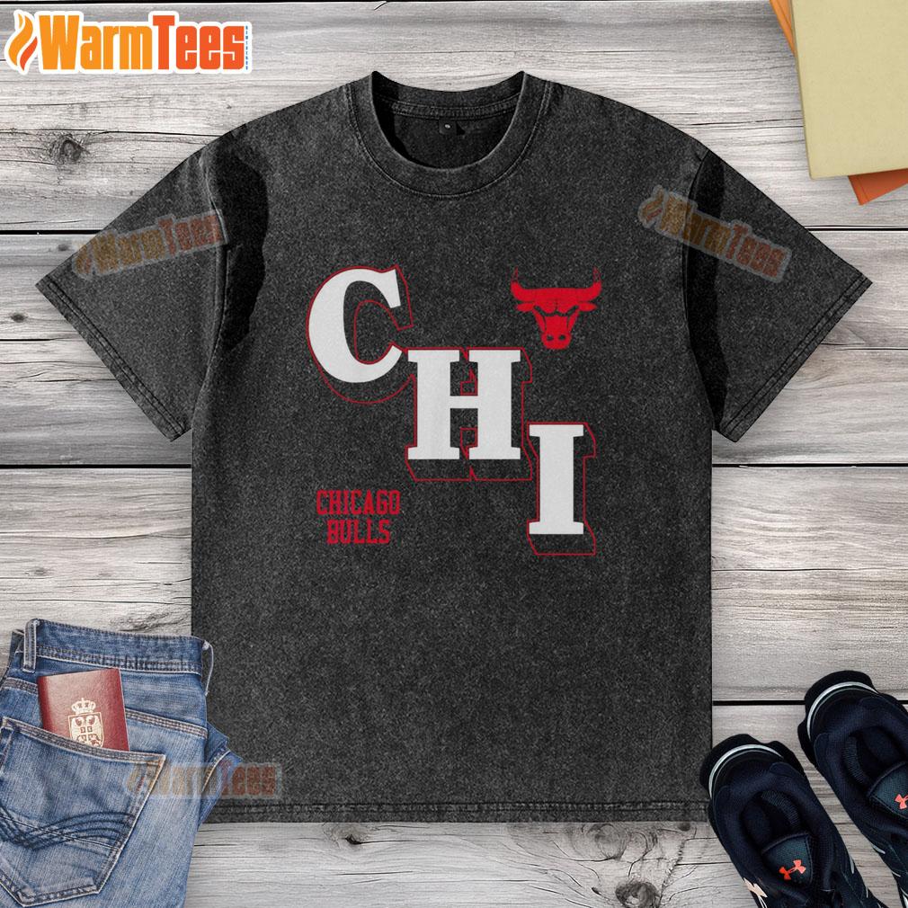 Official NBA Chicago Bulls Angled Logo T-Shirt - Image 6