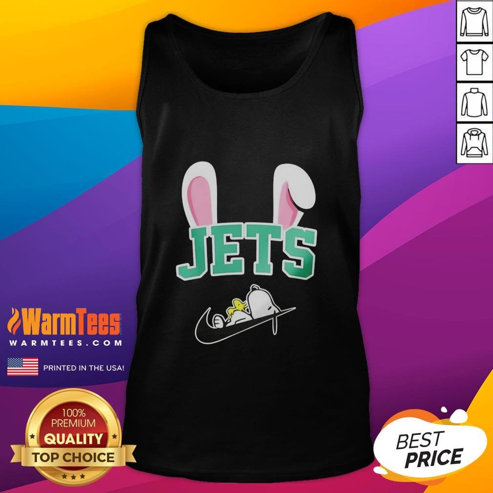 Official New York Jets X Snoopy Happy Easter T-Shirt - Image 4