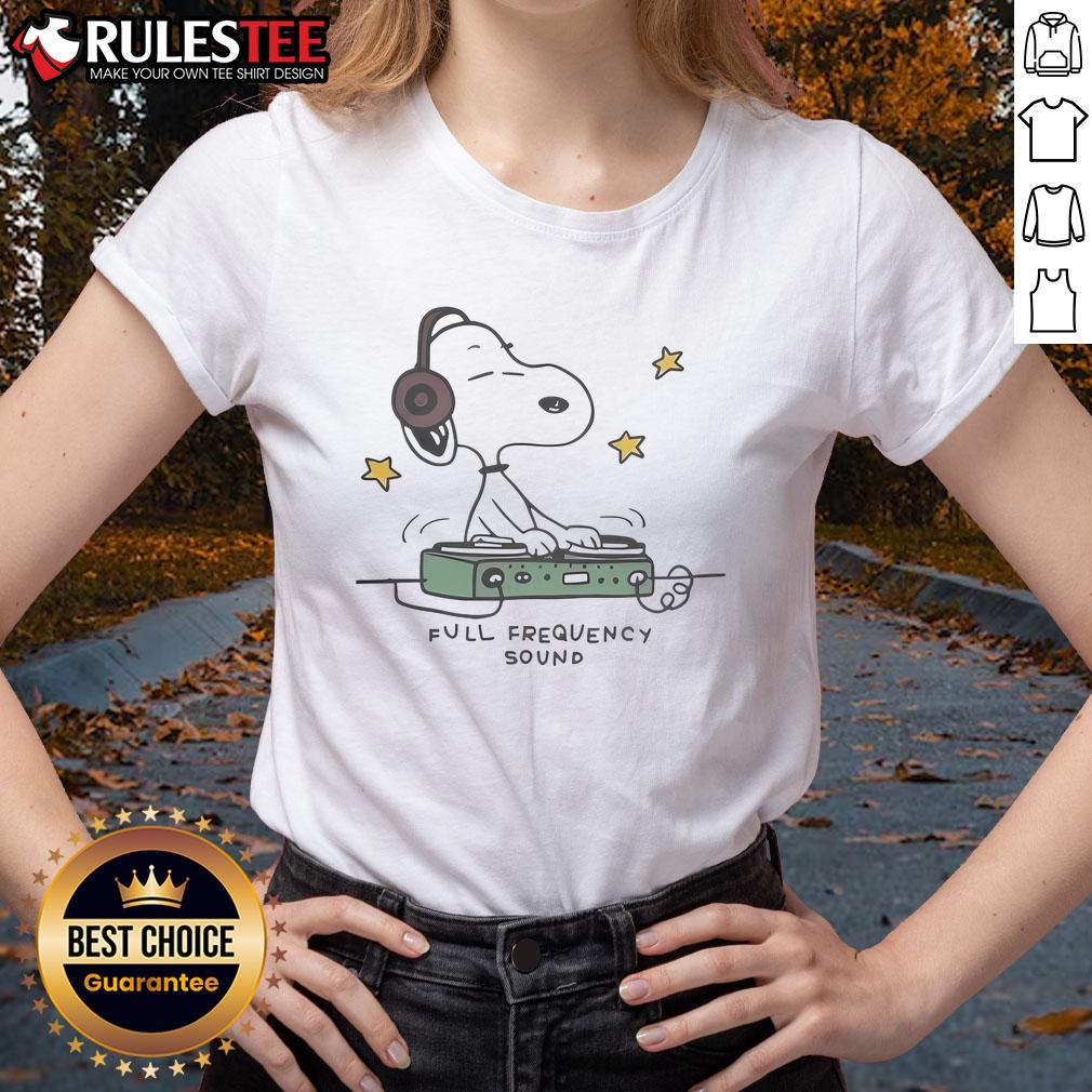 Official Snoopy DJ Full Frequency Sound T-Shirt - Image 3