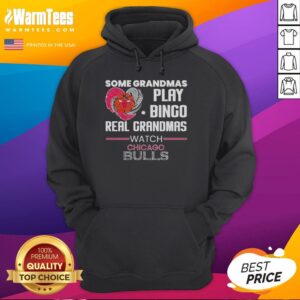Alternative view of Original Some Grandmas Play Bingo Real Grandmas Watch Chicago Bulls T-Shirt