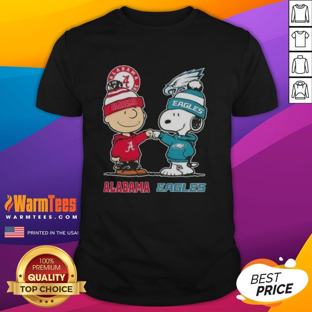 Premium Charlie Brown And Snoopy Alabama Crimson Tide X Philadelphia Eagles T-Shirt