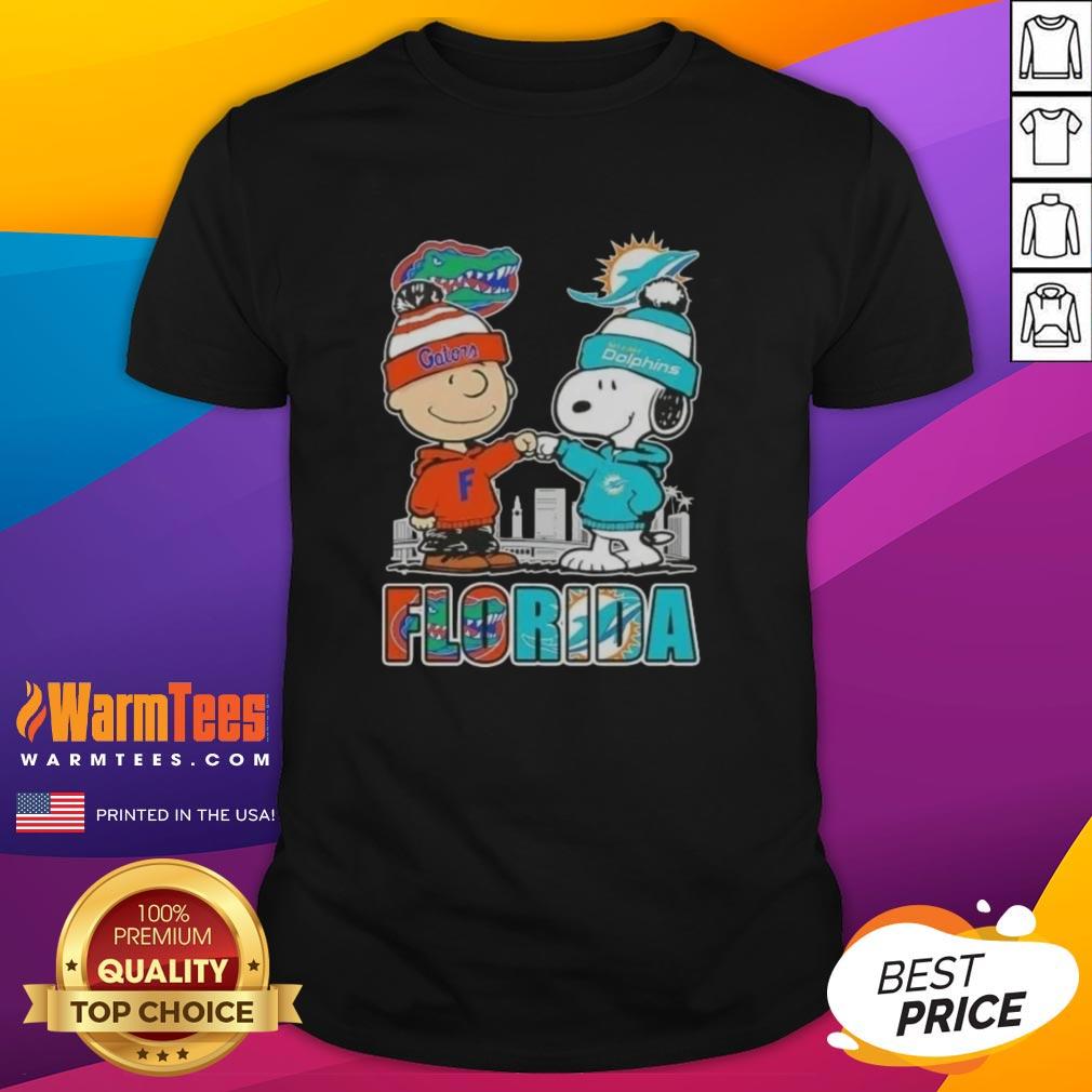 Premium Charlie Brown And Snoopy Florida Gators And Miami Dolphins Skyline T-Shirt