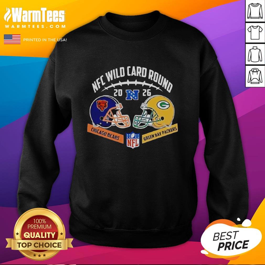 Premium Chicago Bears Vs Green Bay Packers Nfc Wild Card Game Helmet Matchup T-Shirt - Image 5