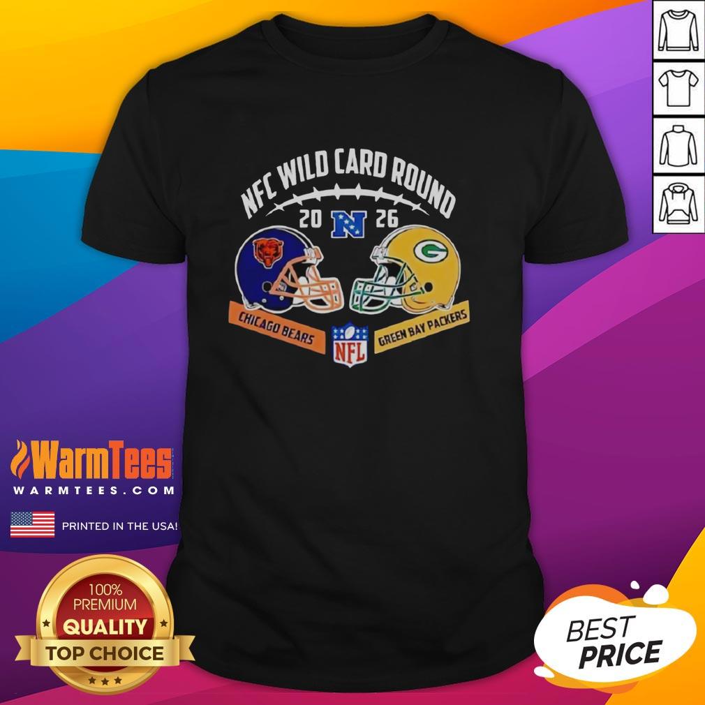 Premium Chicago Bears Vs Green Bay Packers Nfc Wild Card Game Helmet Matchup T-Shirt