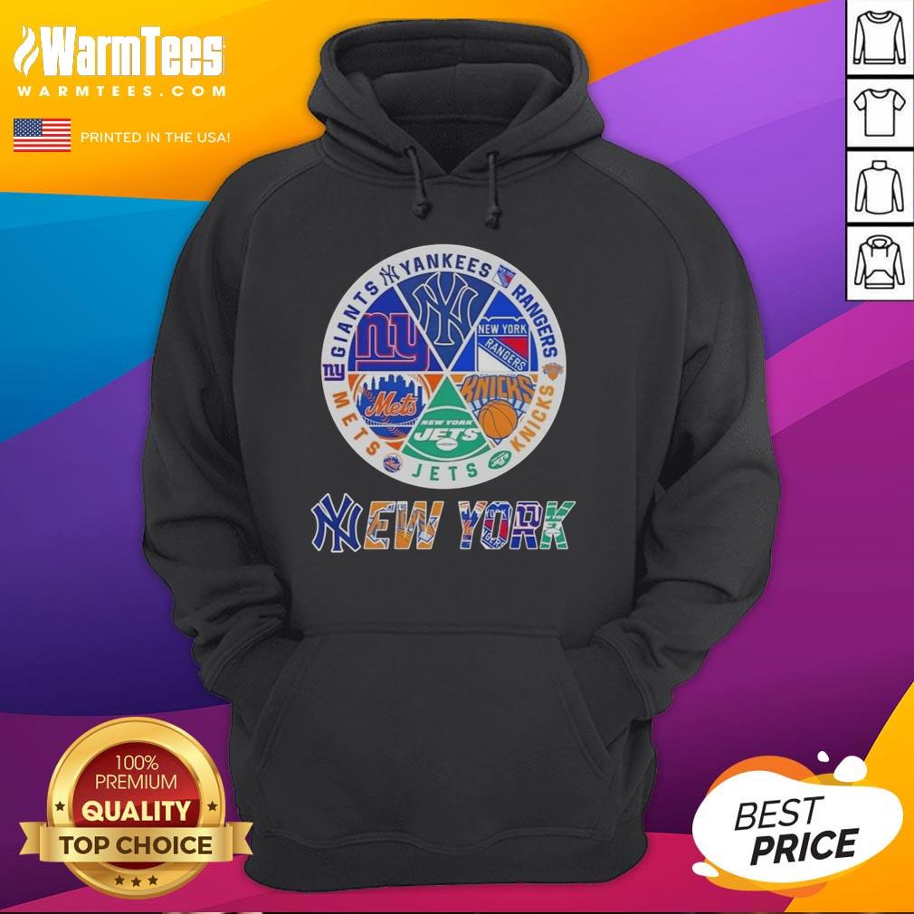 Pretty New York City Sports Yankees Rangers Knicks Jets Mets Giants Logos Combine T-Shirt - Image 2
