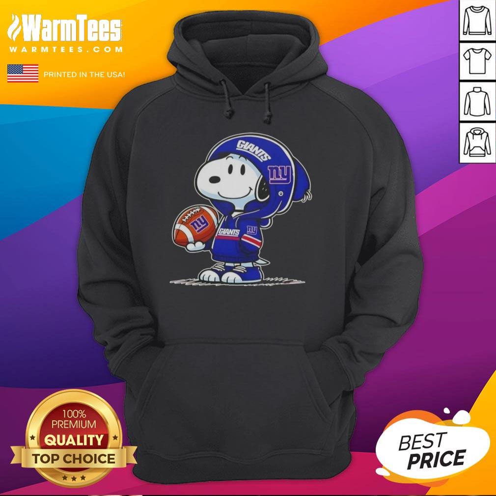 Pretty Peanuts Snoopy Wearing Hoodie New York Giants And Smilling At Fans T-Shirt - Image 2